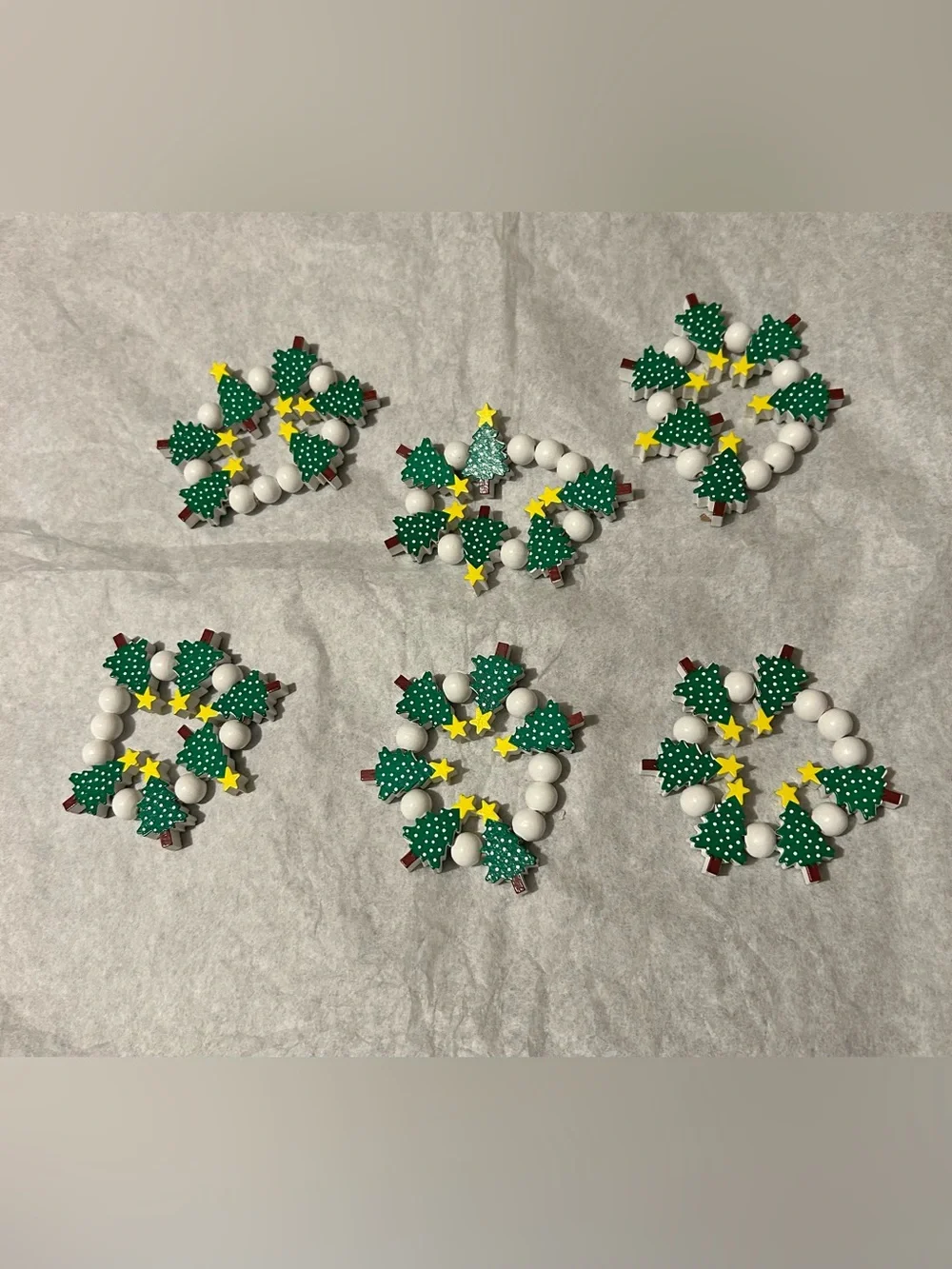 Source Unknown Green & White Christmas Tree Napkin Rings Set